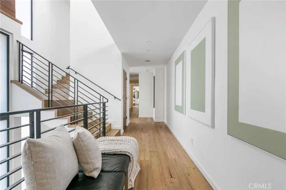 232 6th Street Manhattan Beach, CA 90266