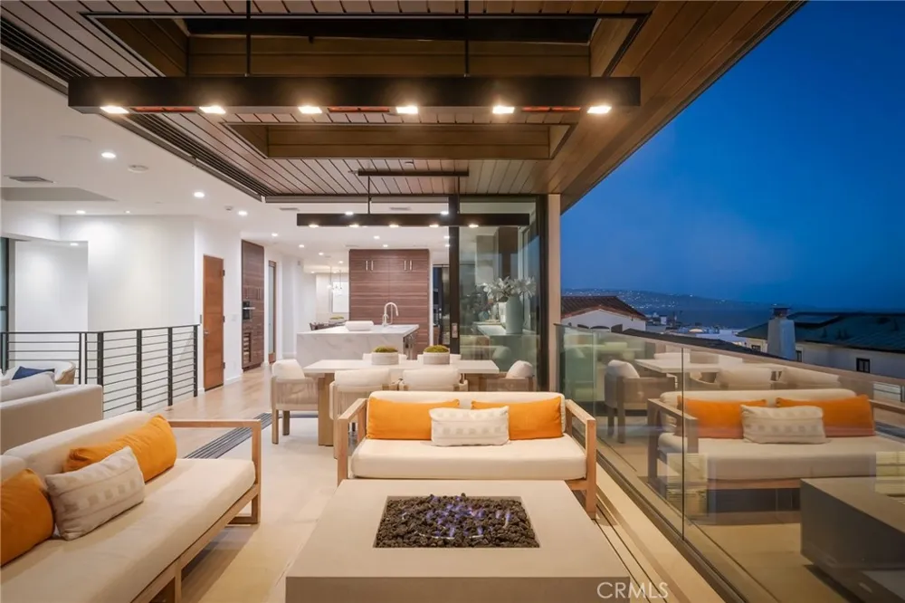 232 6th Street Manhattan Beach, CA 90266