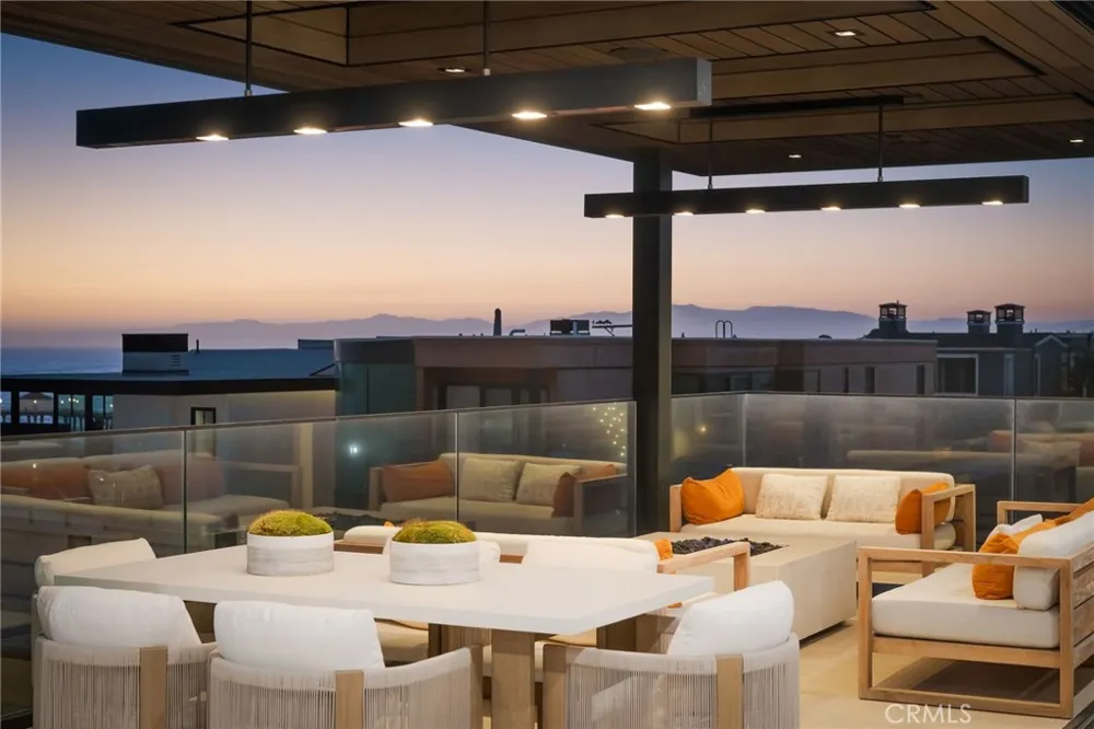 232 6th Street Manhattan Beach, CA 90266