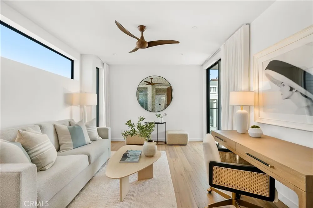 232 6th Street Manhattan Beach, CA 90266