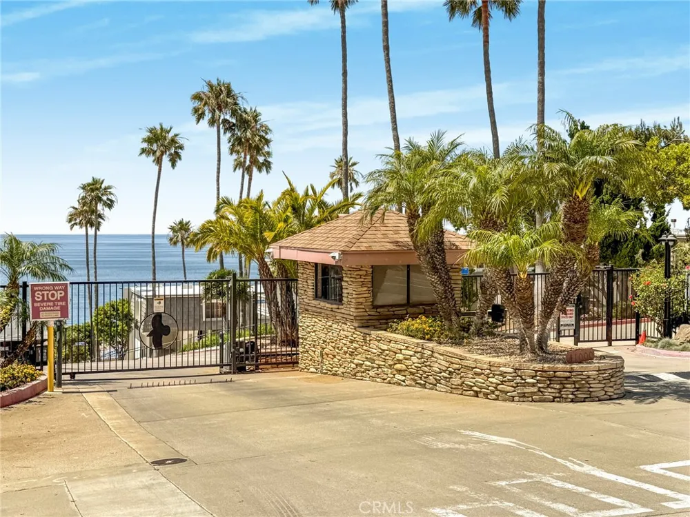11914 Beach Club Way Malibu, CA 90265