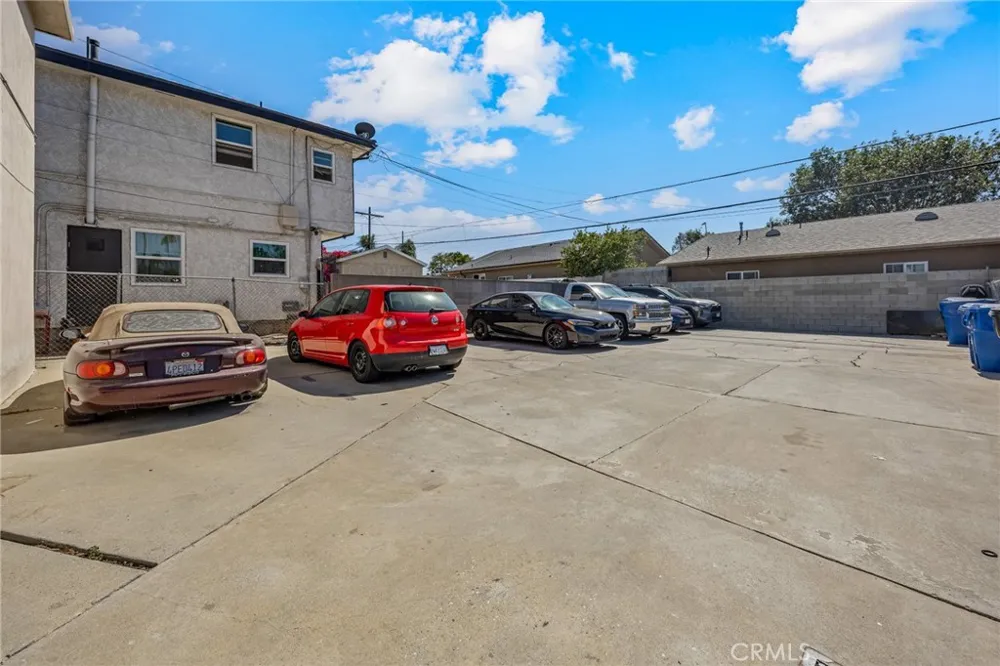1445 Wilmington Wilmington, CA 90744