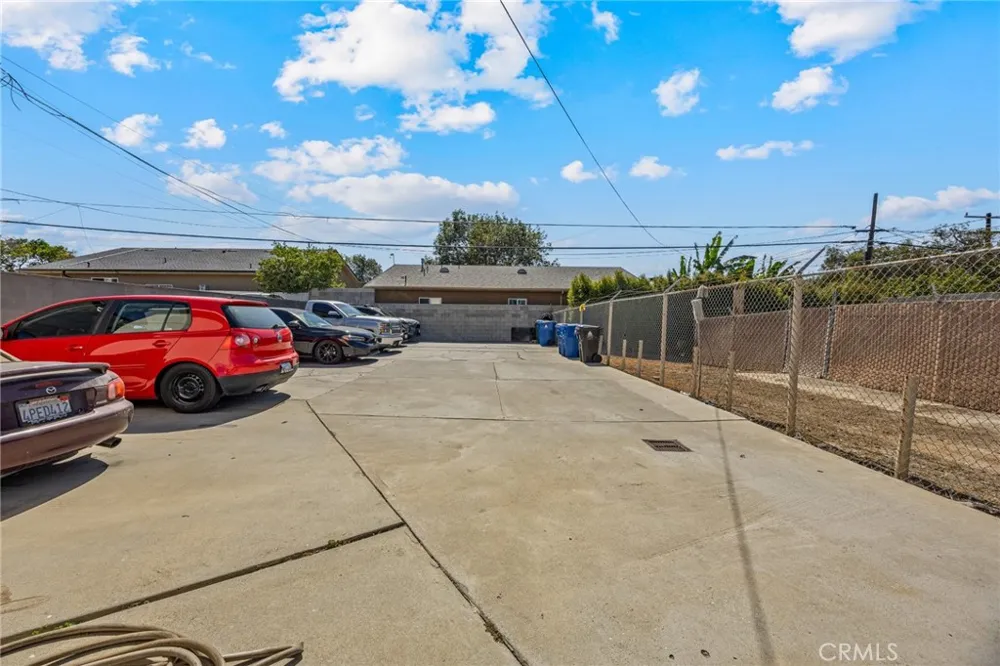 1445 Wilmington Wilmington, CA 90744