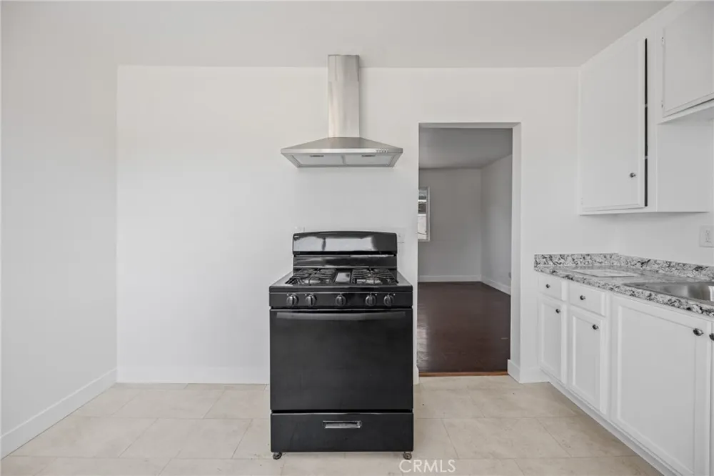 1445 Wilmington Wilmington, CA 90744