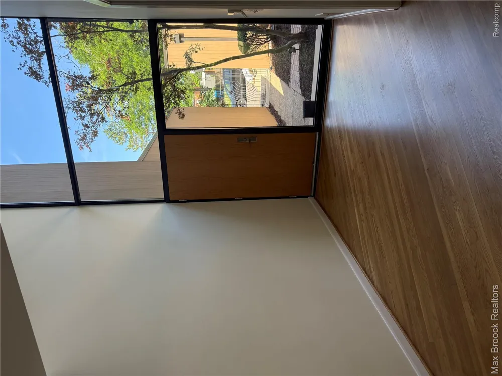 32690 Ravine Drive Franklin Village, MI 48025