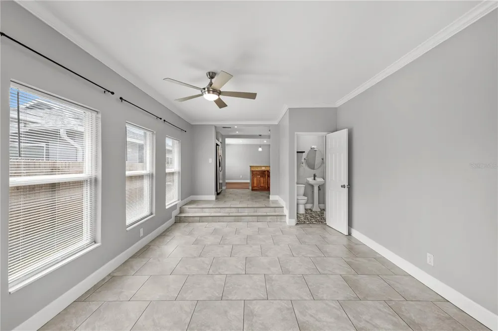5345 38TH AVENUE St Petersburg, FL 33710