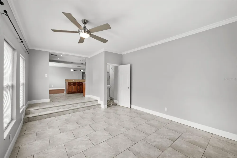 5345 38TH AVENUE St Petersburg, FL 33710