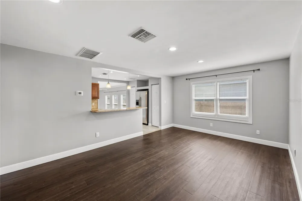 5345 38TH AVENUE St Petersburg, FL 33710