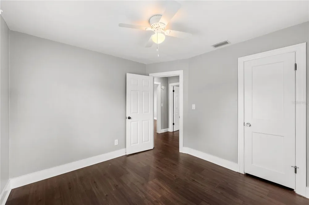 5345 38TH AVENUE St Petersburg, FL 33710