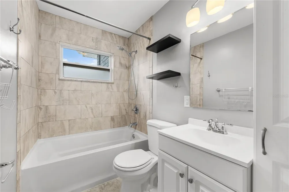 5345 38TH AVENUE St Petersburg, FL 33710
