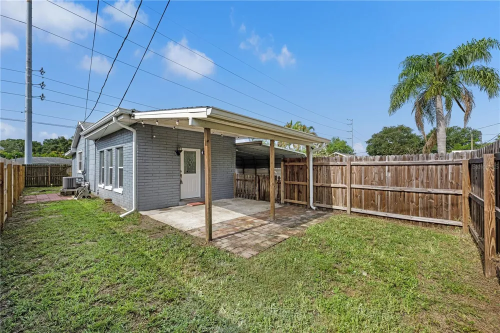 5345 38TH AVENUE St Petersburg, FL 33710