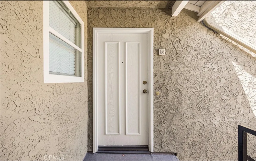 27618 Susan Beth Way Unit G Saugus, CA 91350