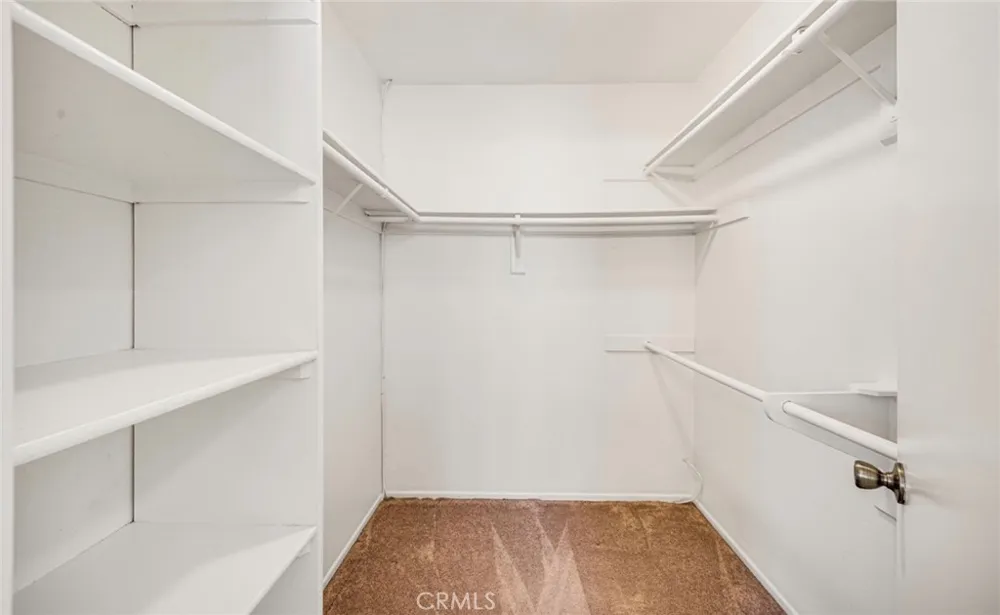 27618 Susan Beth Way Unit G Saugus, CA 91350
