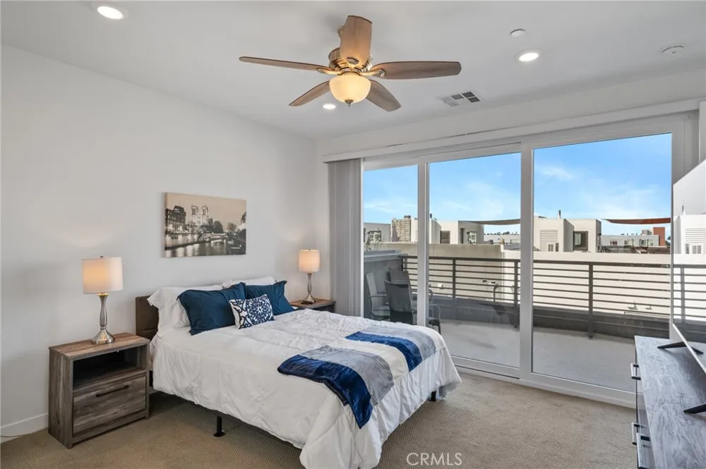 277 Dockside Lane San Pedro, CA 90731