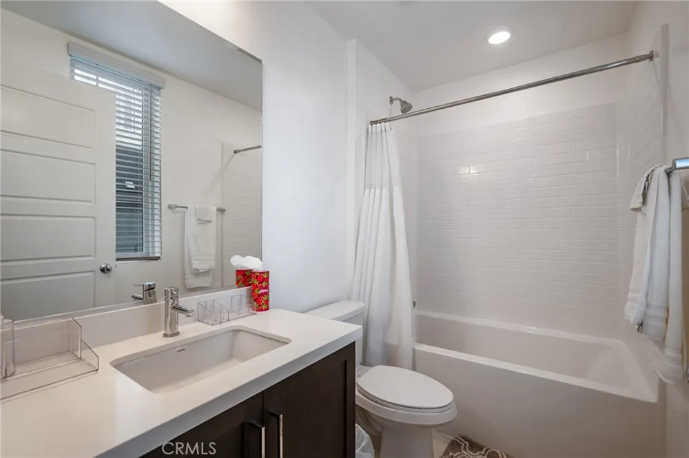 277 Dockside Lane San Pedro, CA 90731