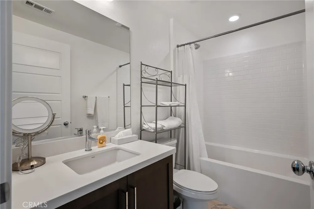 277 Dockside Lane San Pedro, CA 90731