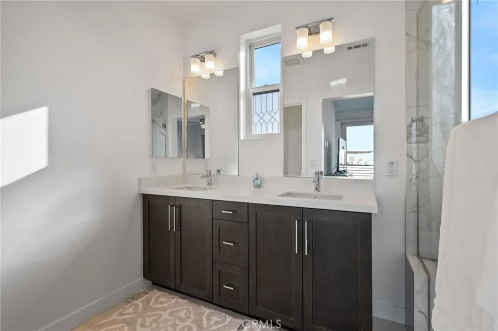 277 Dockside Lane San Pedro, CA 90731