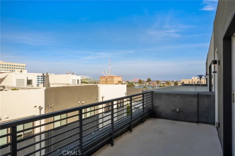 277 Dockside Lane San Pedro, CA 90731