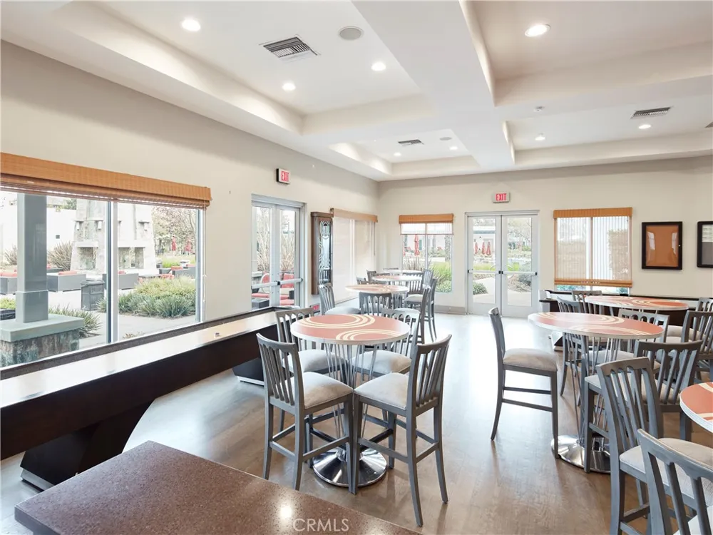 5552 Coral #108 Hawthorne, CA 90250