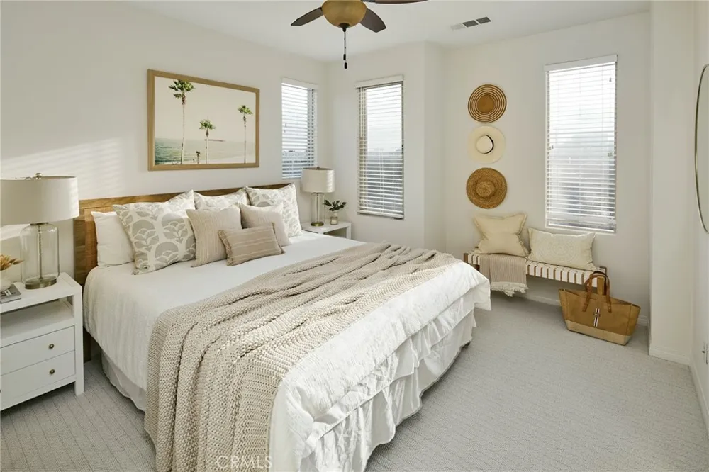 5552 Coral #108 Hawthorne, CA 90250