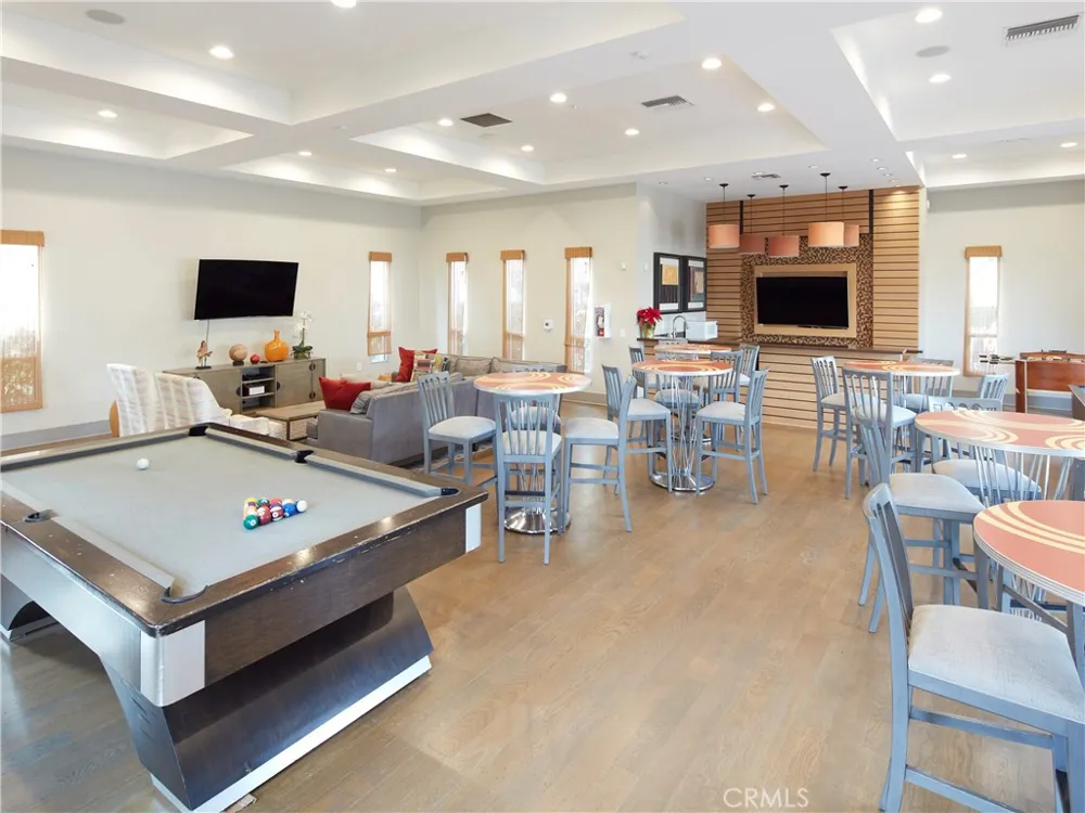 5552 Coral #108 Hawthorne, CA 90250