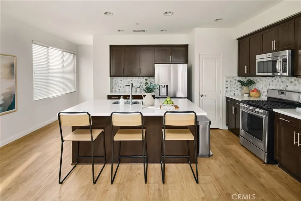 5552 Coral #108 Hawthorne, CA 90250