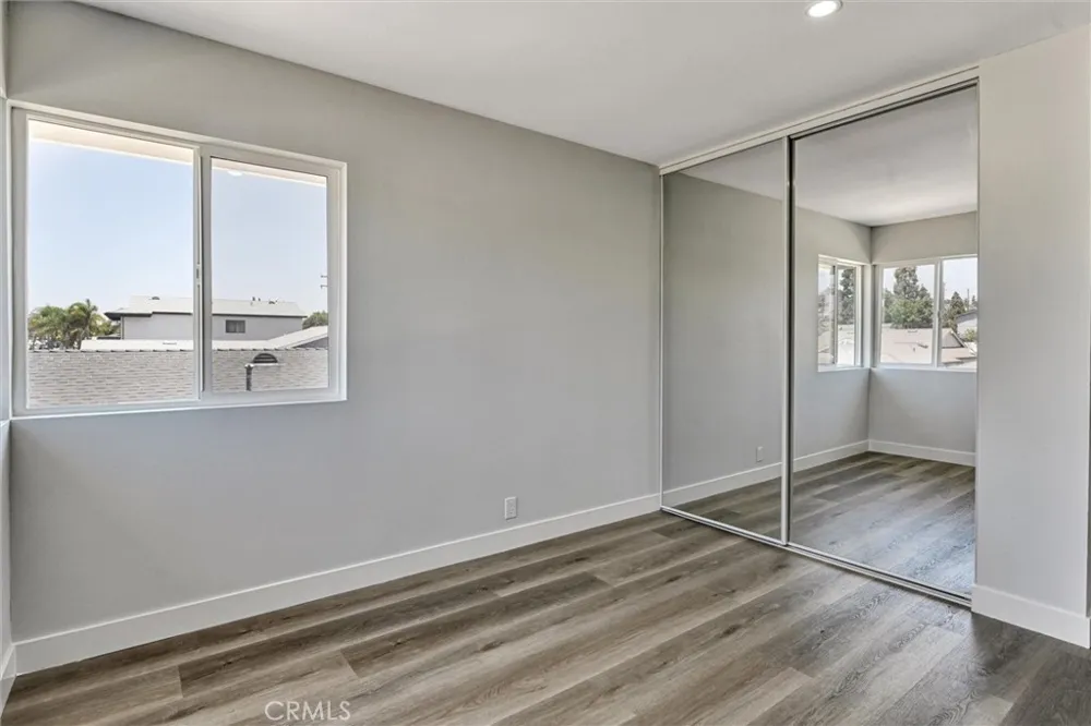 1606 E Fernrock Carson, CA 90746