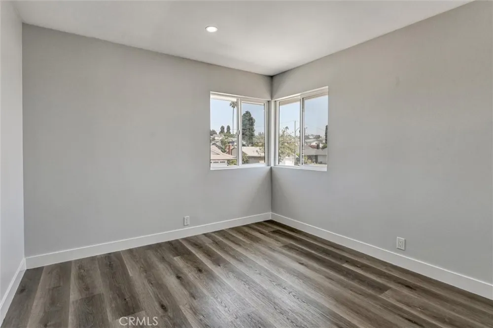 1606 E Fernrock Carson, CA 90746