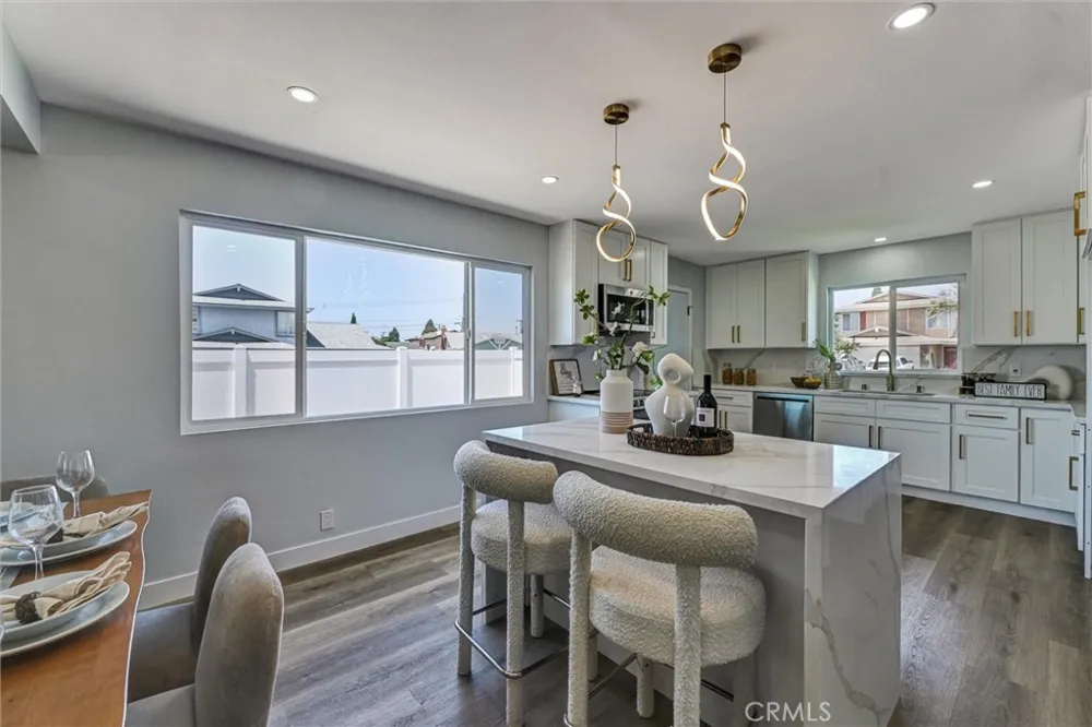 1606 E Fernrock Carson, CA 90746
