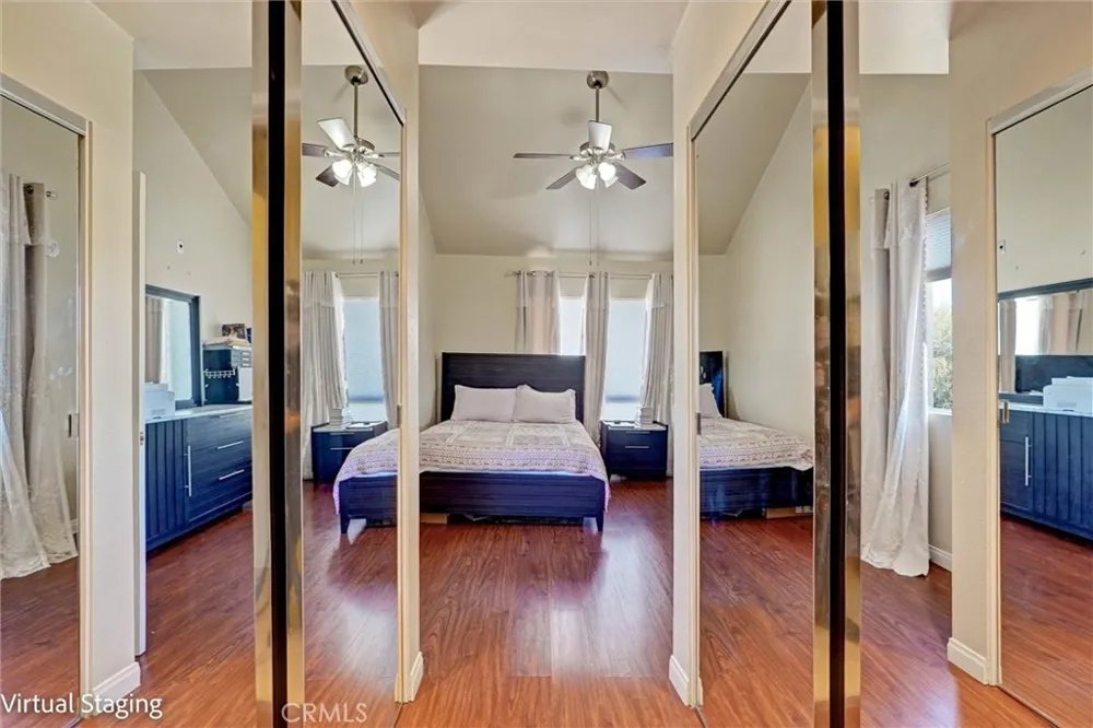 20253 Keswick #322 Winnetka, CA 91306
