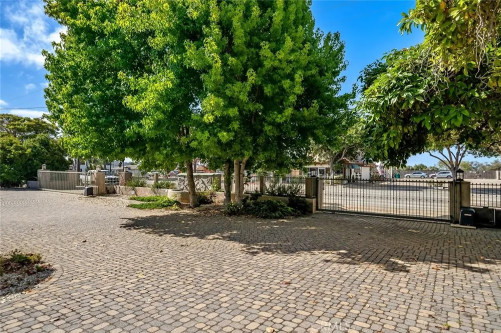 1136 E Grand Arroyo Grande, CA 93420