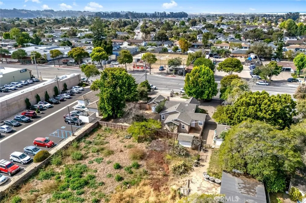 1136 E Grand Arroyo Grande, CA 93420