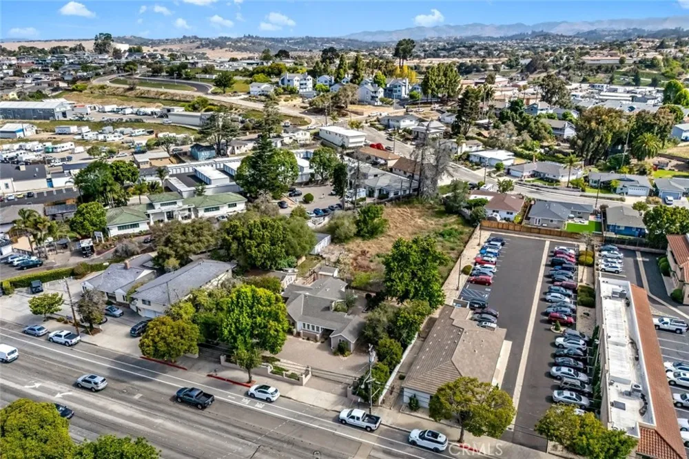 1136 E Grand Arroyo Grande, CA 93420