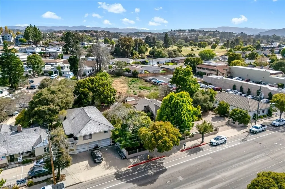 1136 E Grand Arroyo Grande, CA 93420