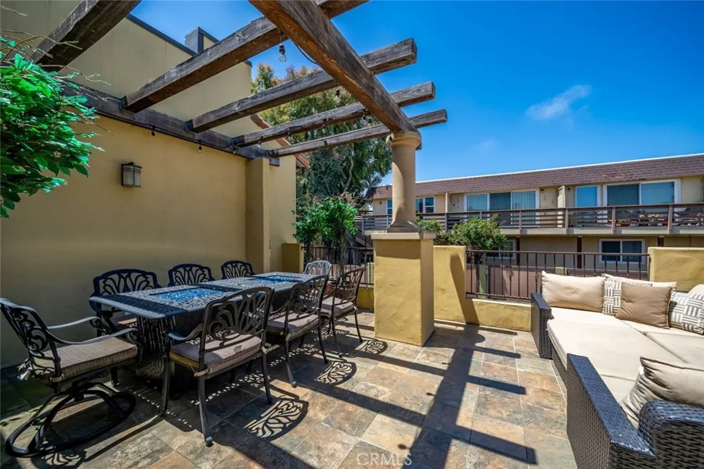 1887 Ironwood Avenue Morro Bay, CA 93442