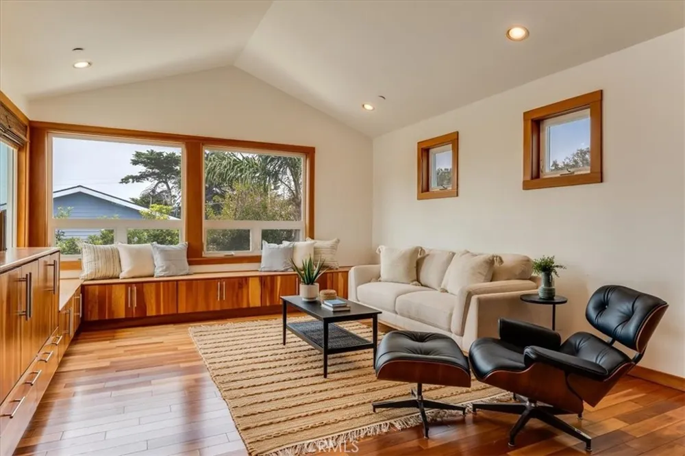 550 Vine Los Osos, CA 93402
