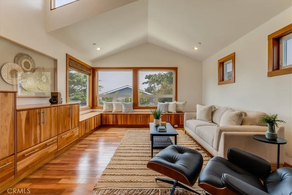 550 Vine Los Osos, CA 93402