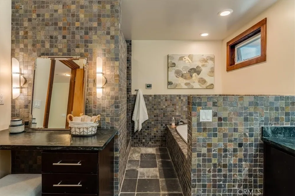 550 Vine Los Osos, CA 93402