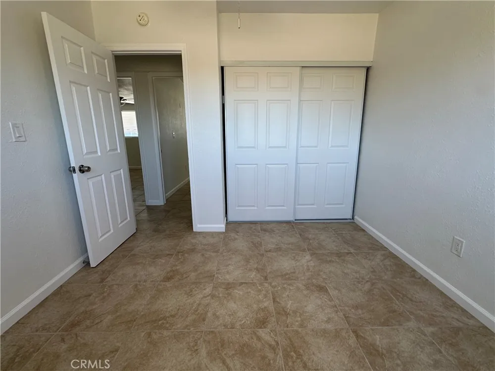 20336 87th California City, CA 93505