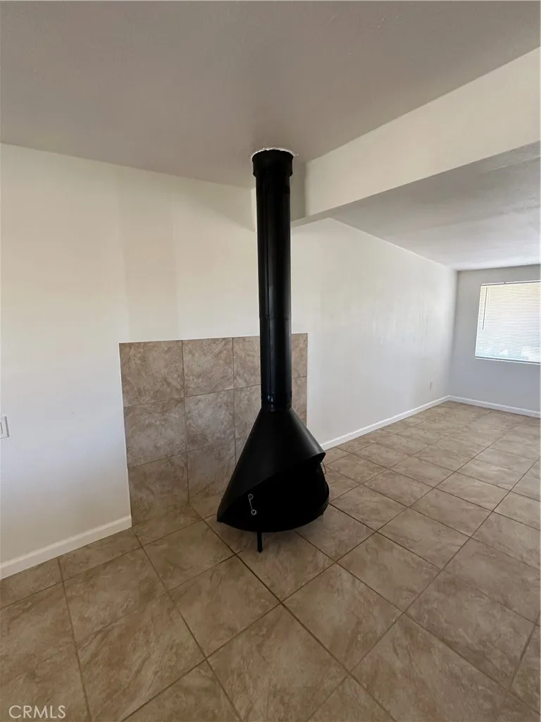 20336 87th California City, CA 93505