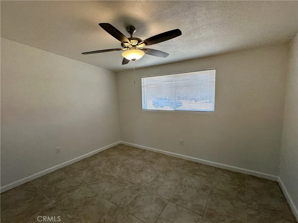 20336 87th California City, CA 93505