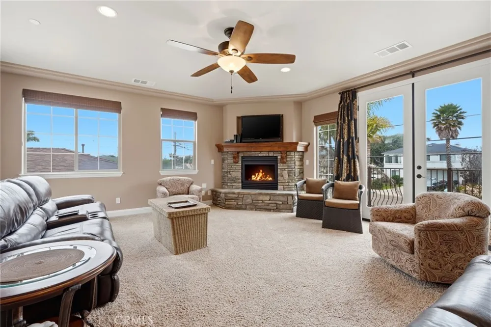 336 Brighton Avenue Grover Beach, CA 93433