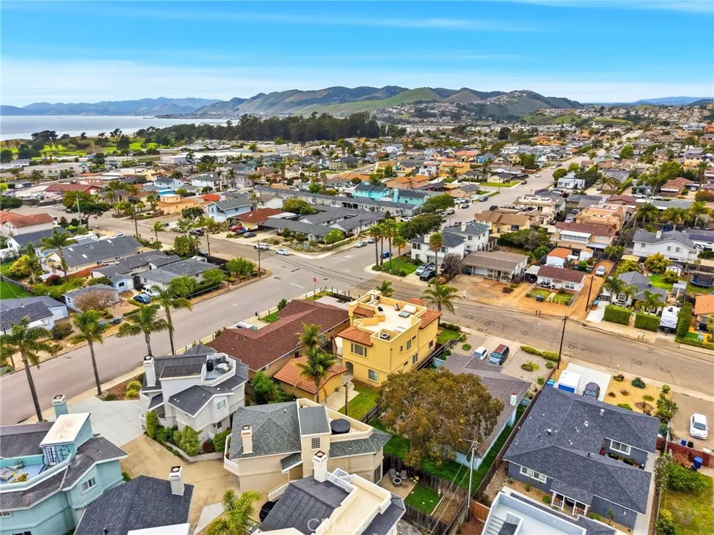 336 Brighton Avenue Grover Beach, CA 93433