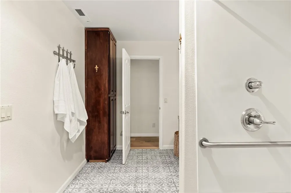 15004 Woodland Park Forest Ranch, CA 95942