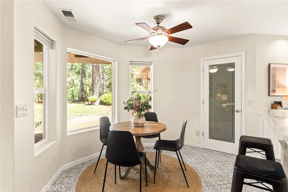 15004 Woodland Park Forest Ranch, CA 95942