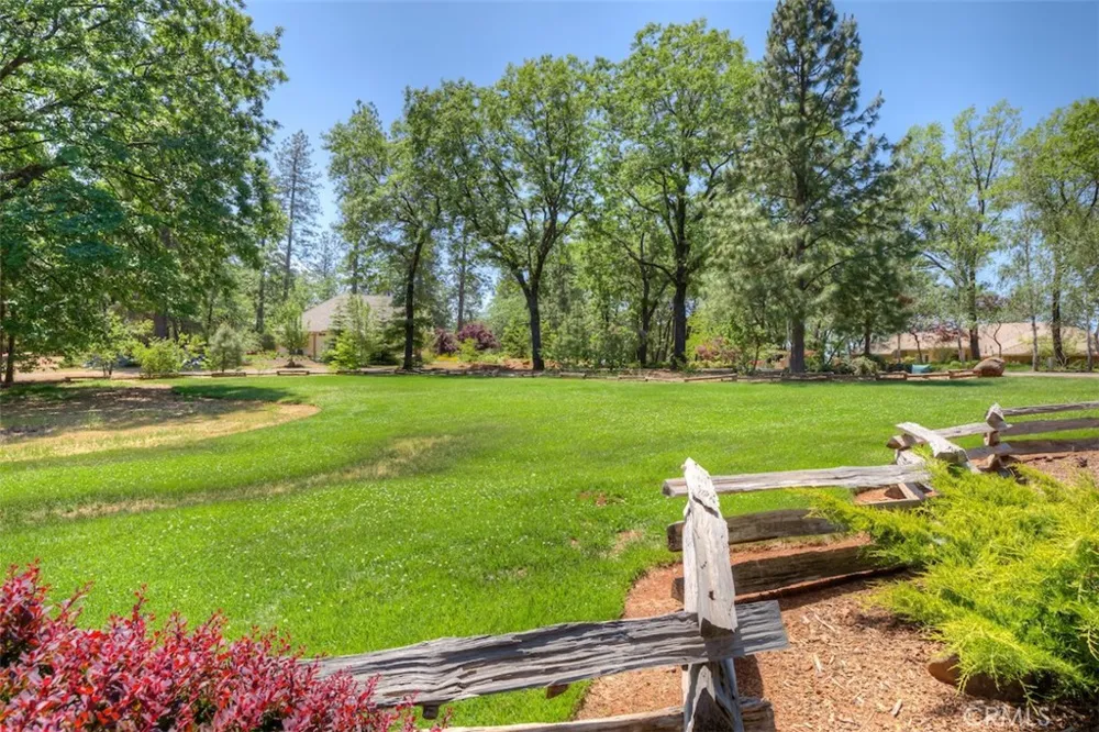 15004 Woodland Park Forest Ranch, CA 95942