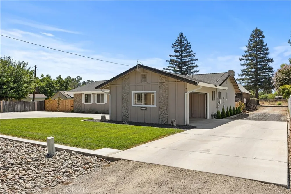1030 W 1st Willows, CA 95988