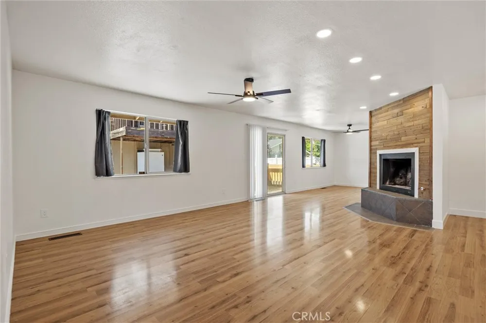 1030 W 1st Willows, CA 95988