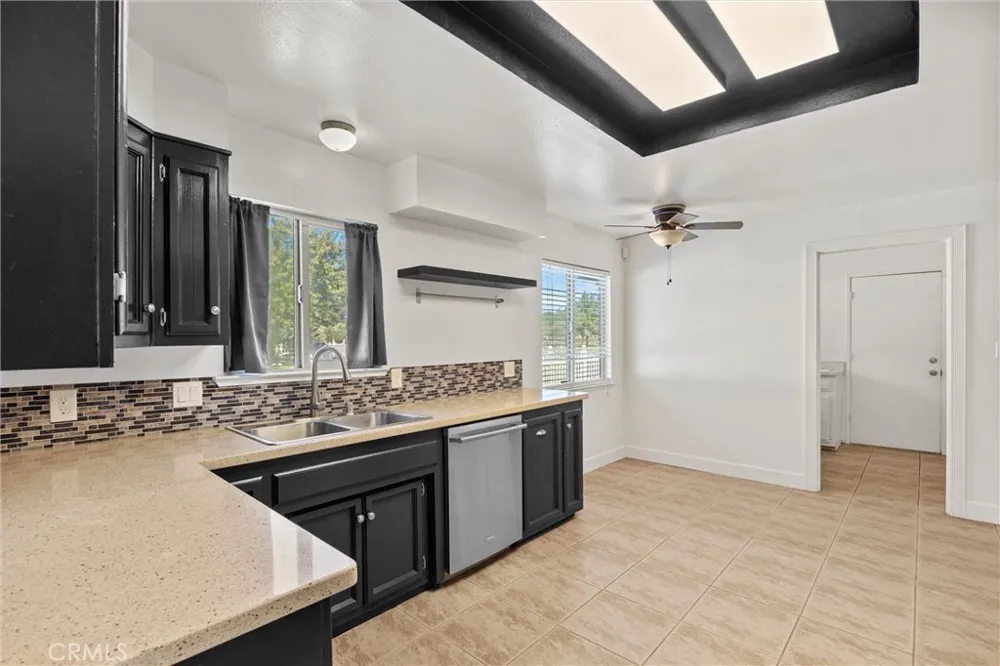 1030 W 1st Willows, CA 95988