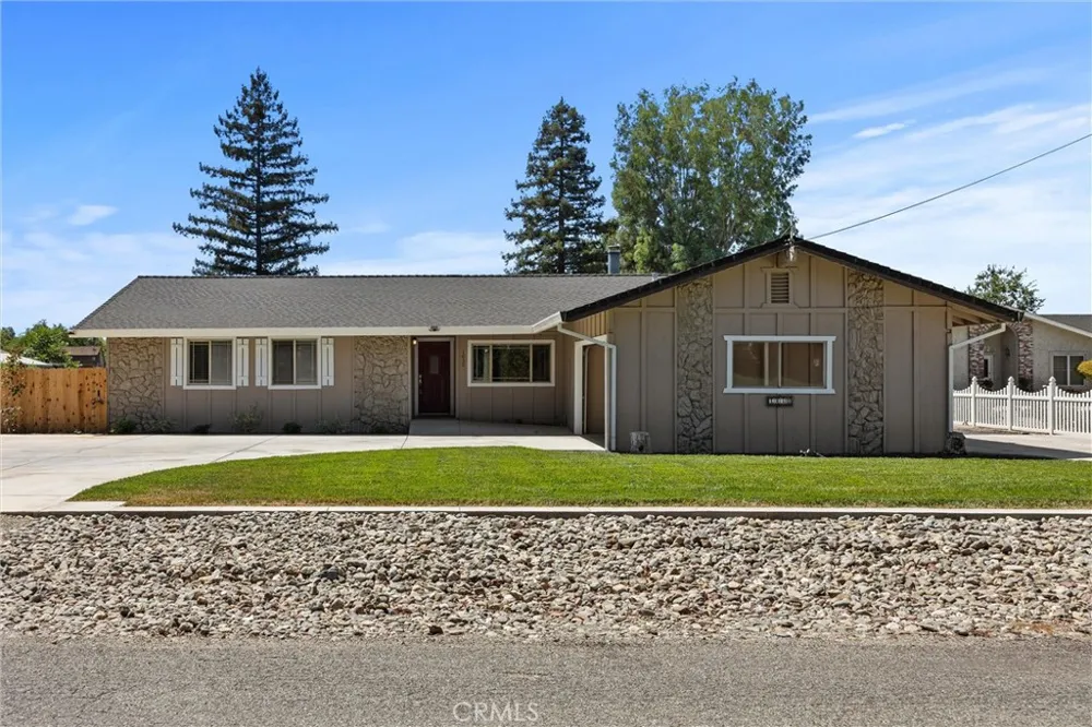 1030 W 1st Willows, CA 95988